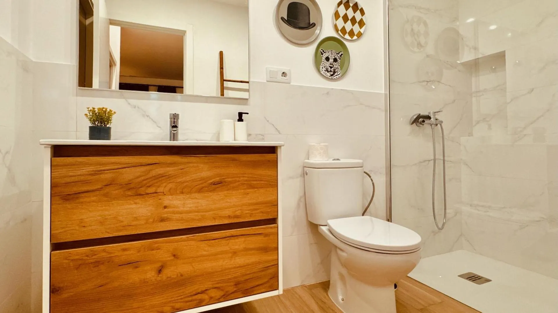 Click&Guest - Modern And Luxury Flat B In Telde Apartment 0*,  Spain