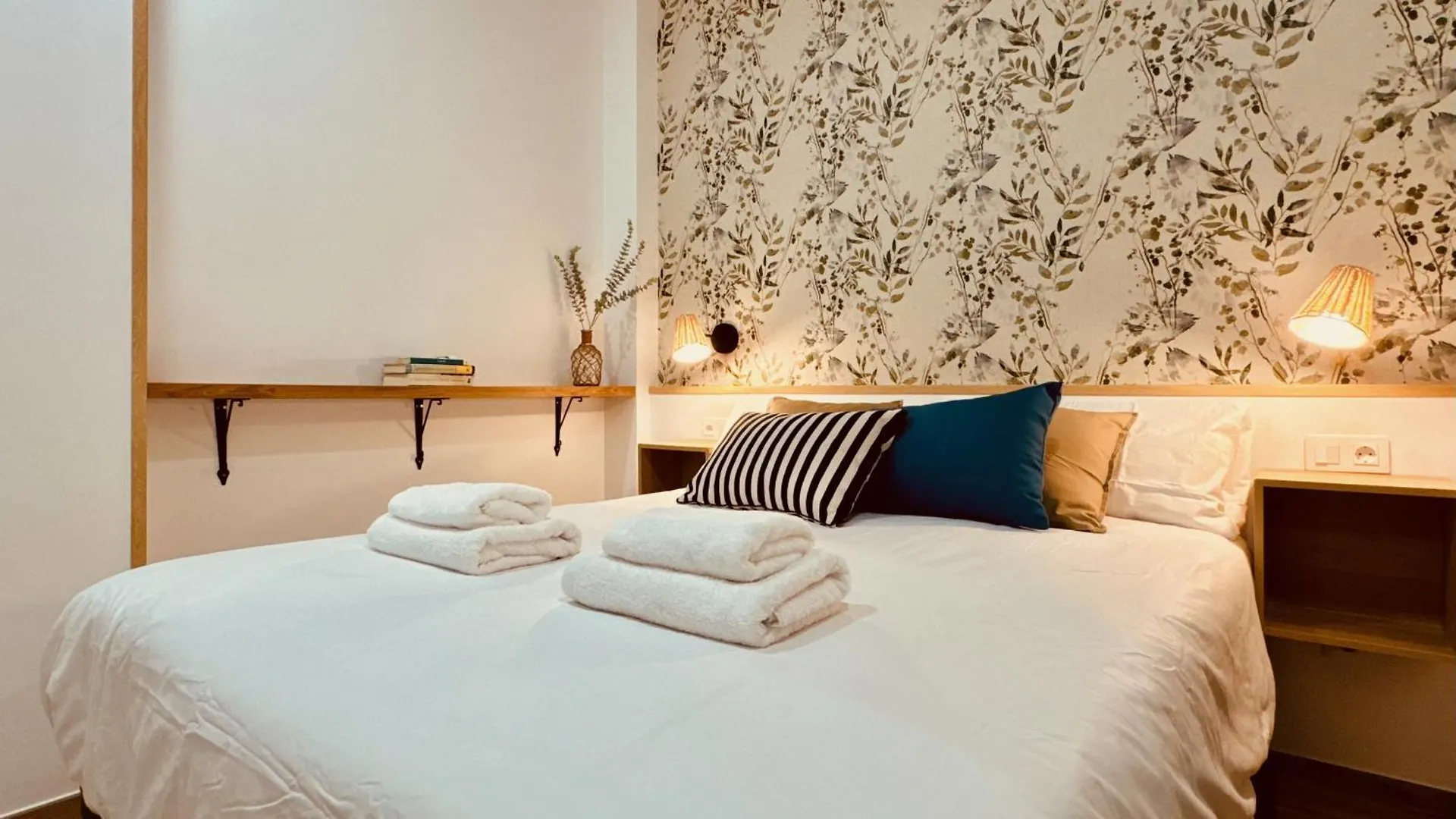 Click&Guest - Modern And Luxury Flat B In Telde Apartment Spain