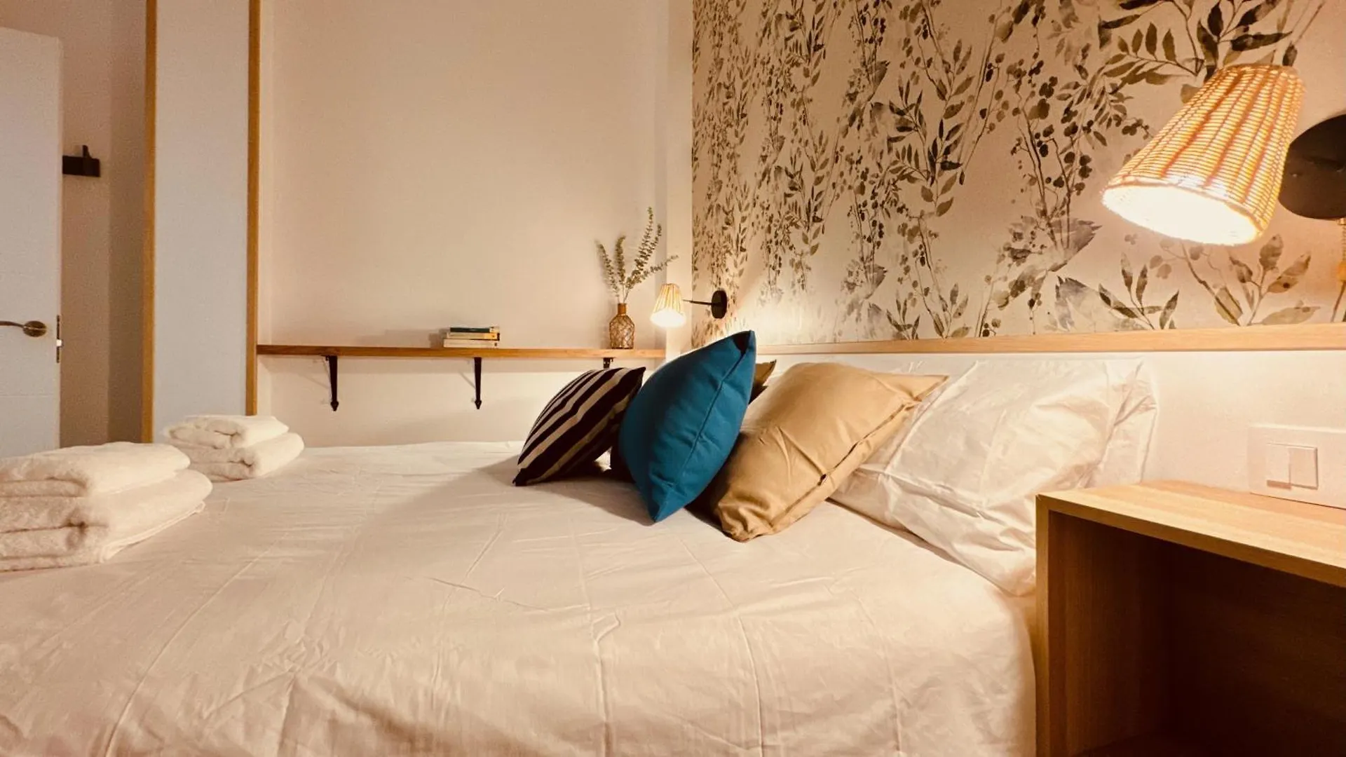 Click&Guest - Modern And Luxury Flat B In Telde Apartment